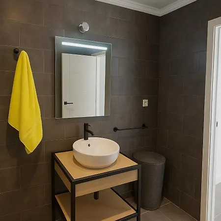 Skyline - Penthouse With 50m2 Private Terrace And Stunning Views Appartamento *